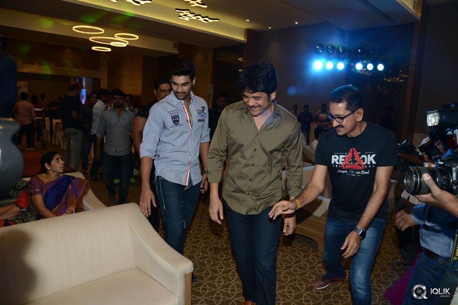 Speedunnodu-Movie-Platinum-Disc-Function
